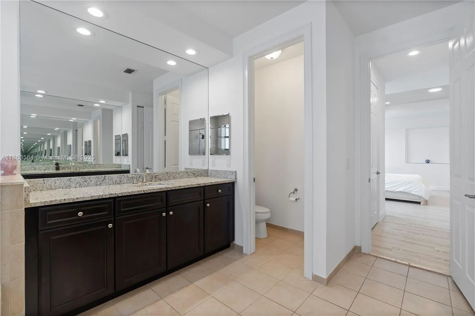 9974 NW 86th Ter