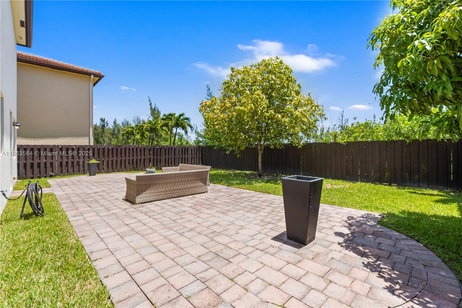 9974 NW 86th Ter