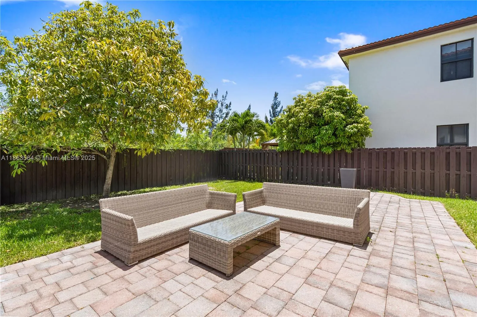 9974 NW 86th Ter