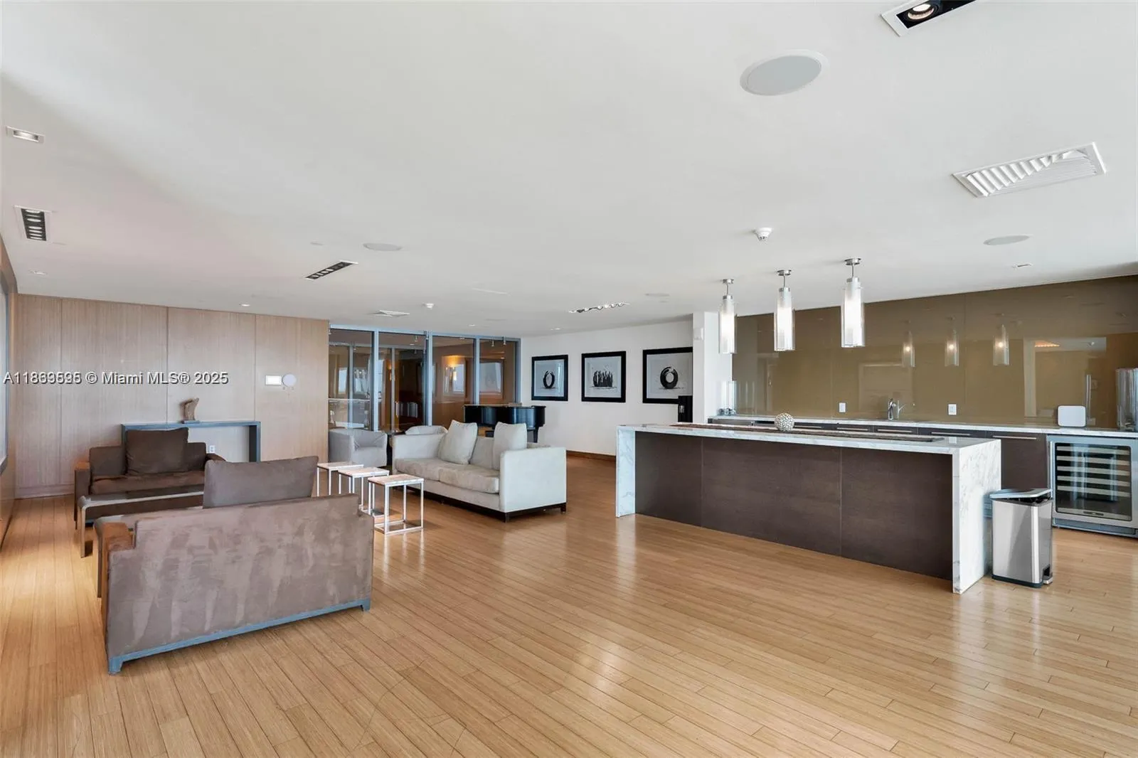 900 Biscayne Blvd, #5208