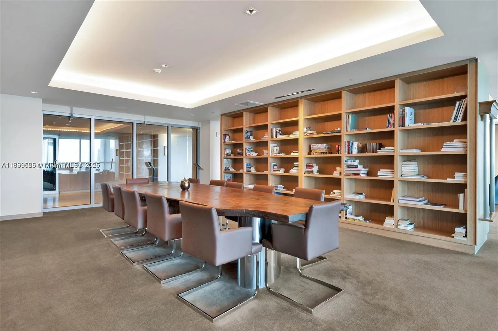 900 Biscayne Blvd, #5208