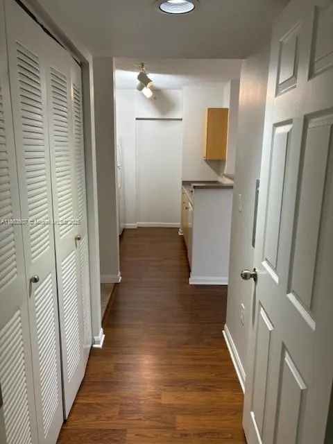 1900 Van Buren St, #311B