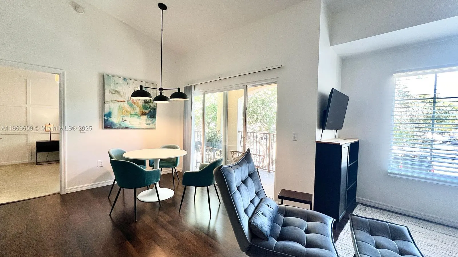 4081 San Marino Blvd, #201