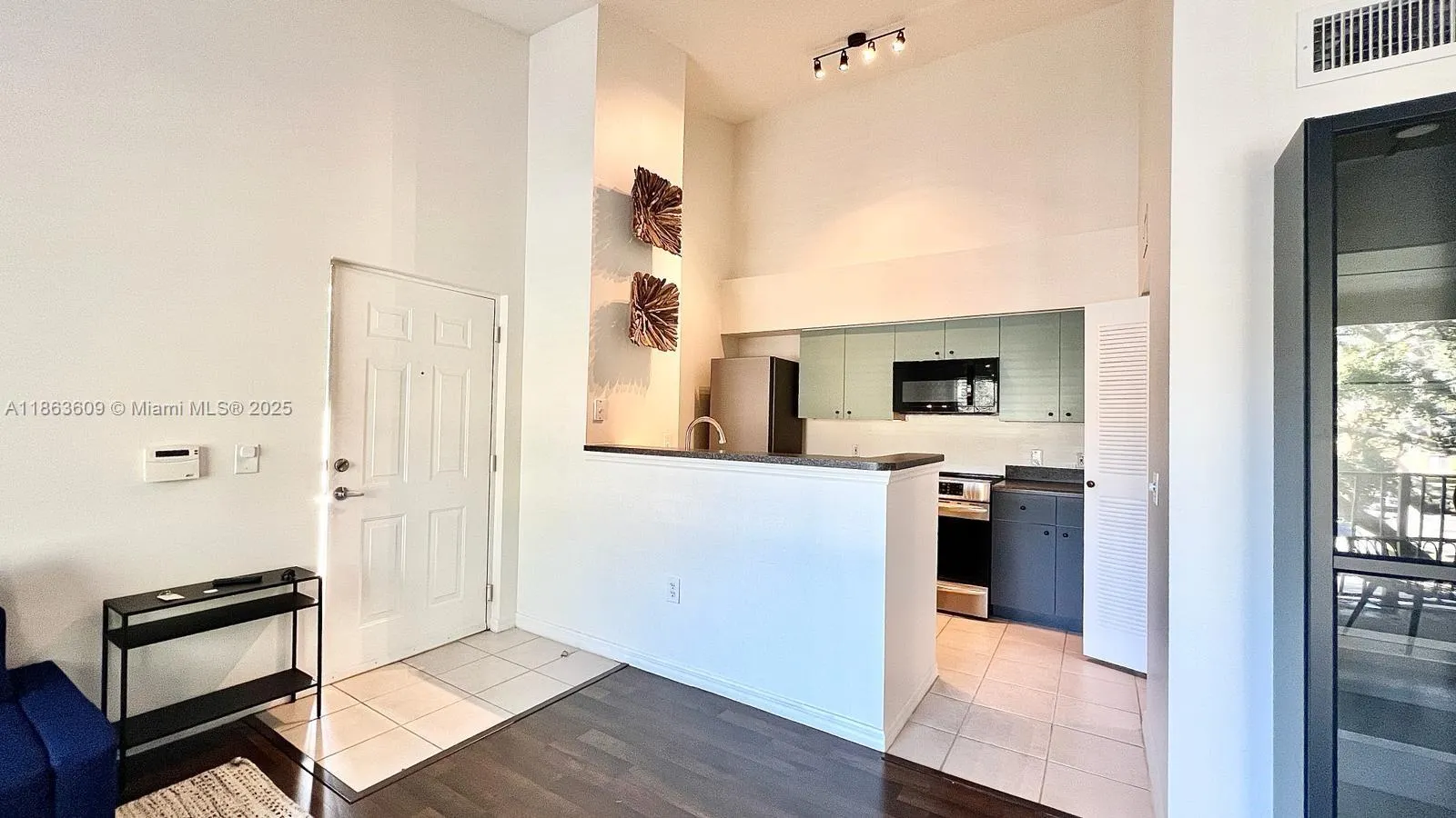 4081 San Marino Blvd, #201