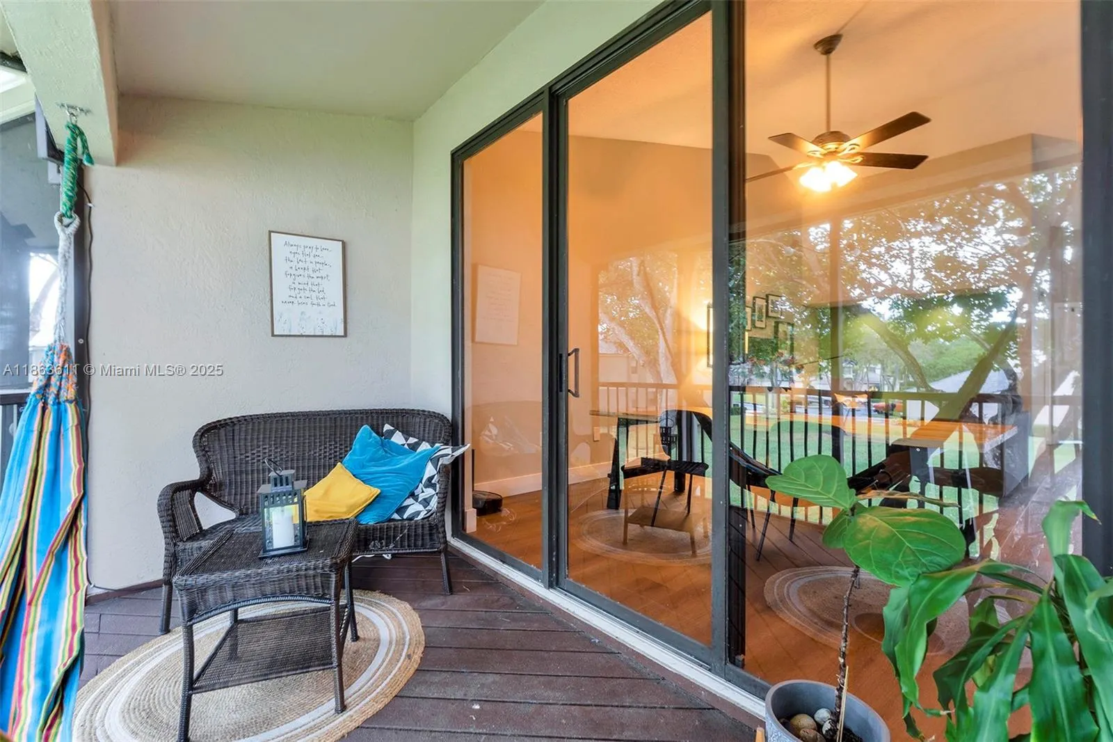 123 NW 98th Ter