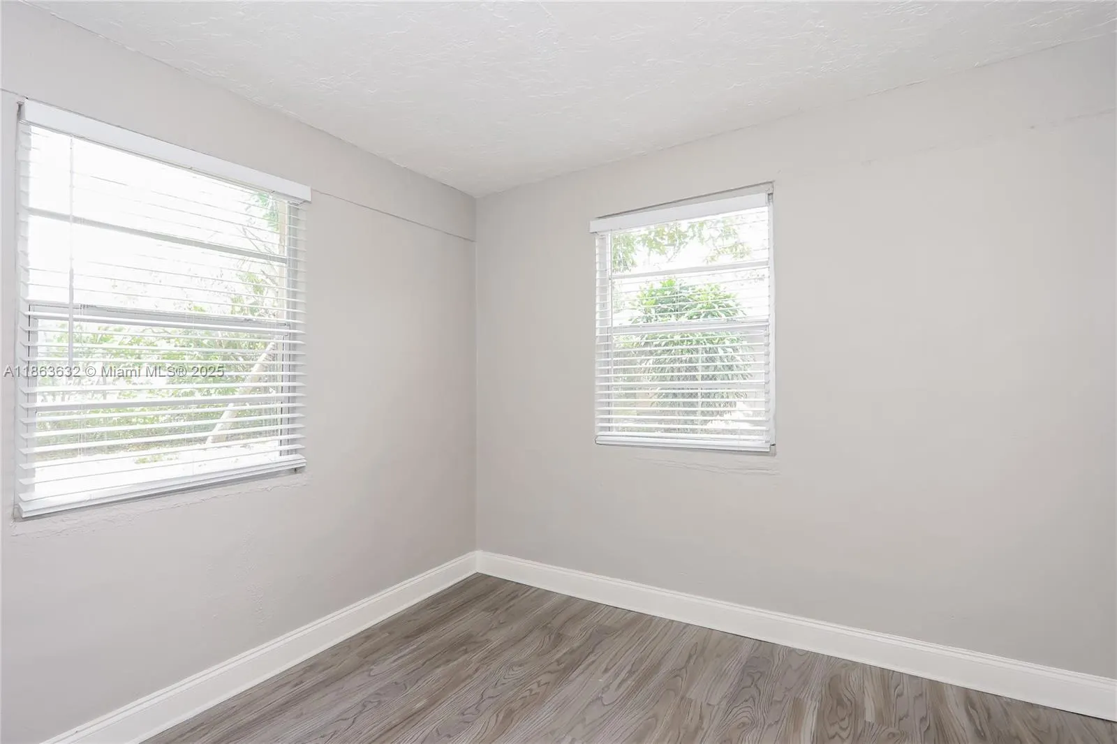3406 Avenue Villandry