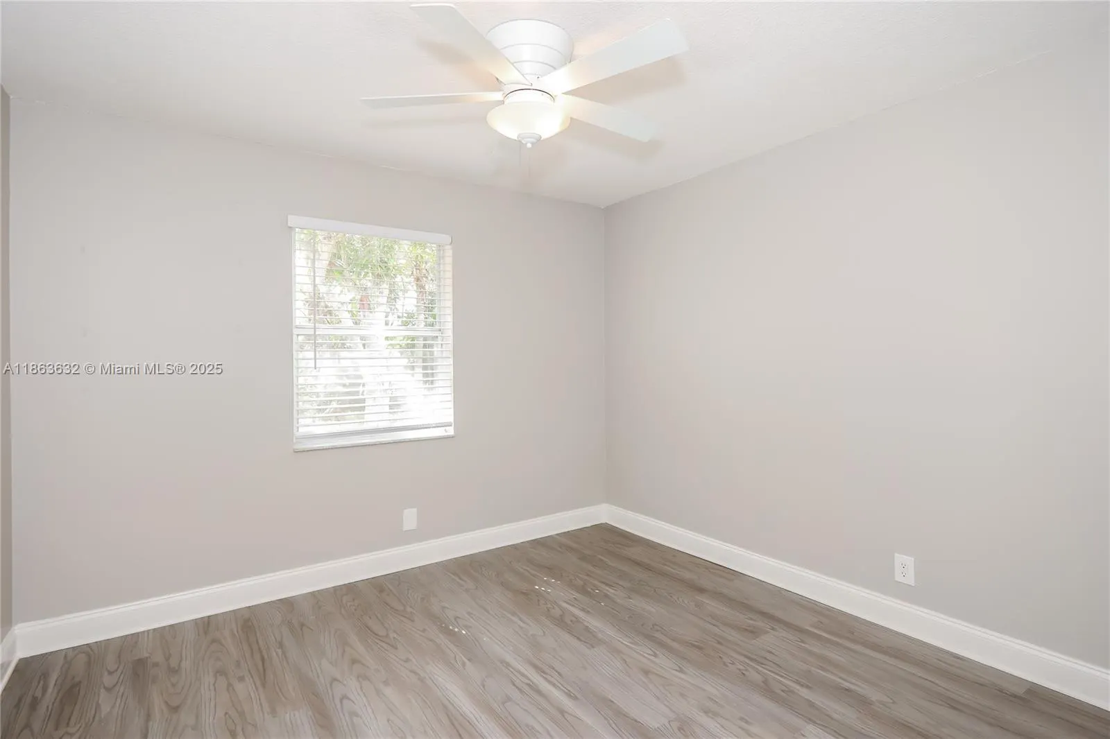 3406 Avenue Villandry