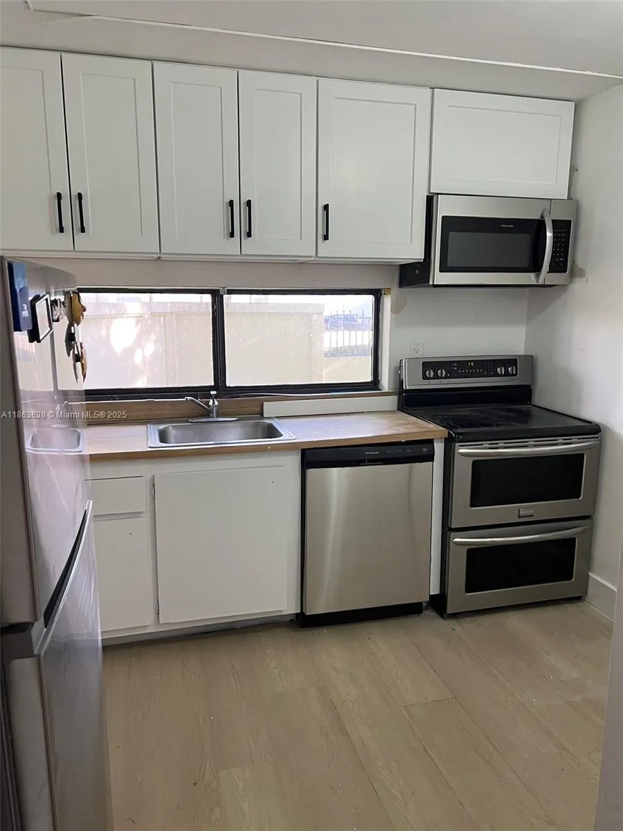 16909 N Bay Rd, #119-1