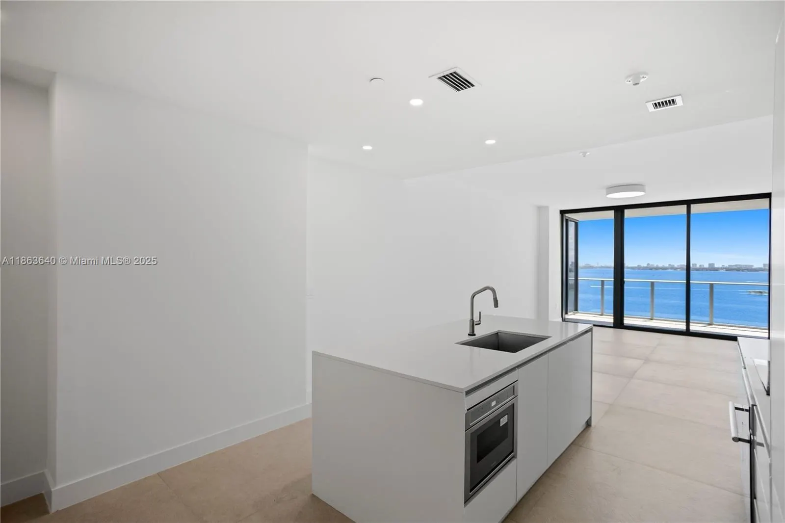 700 NE 24, #4806