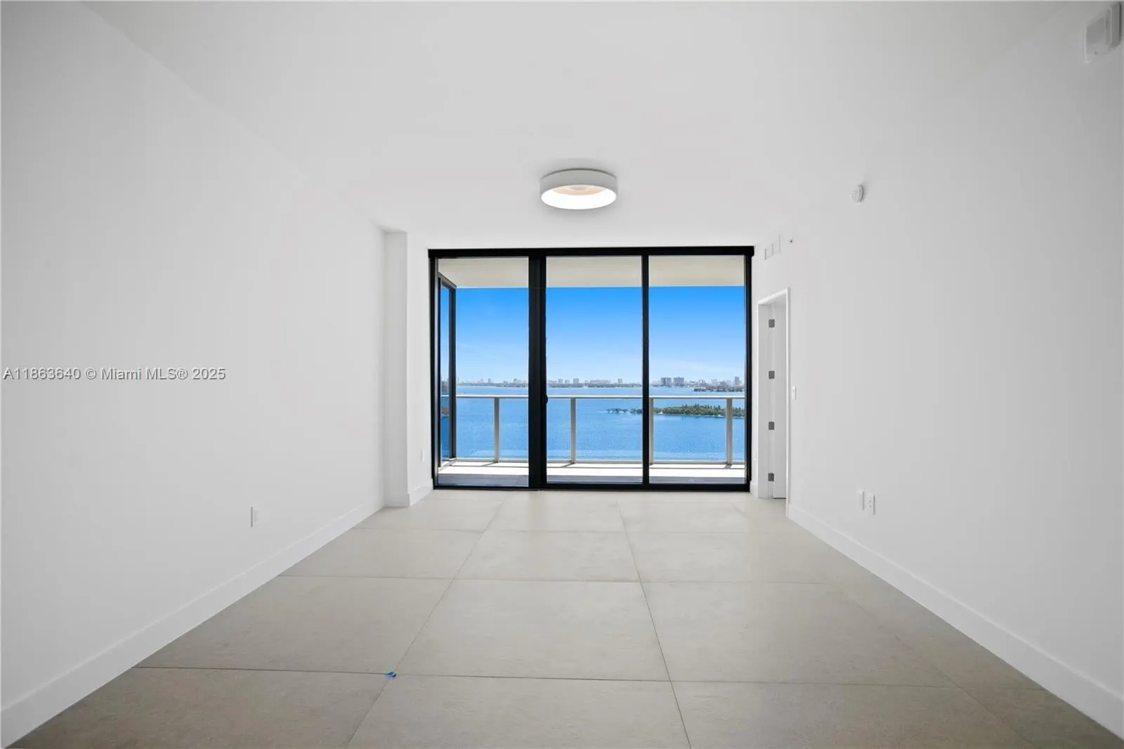 700 NE 24, #4806