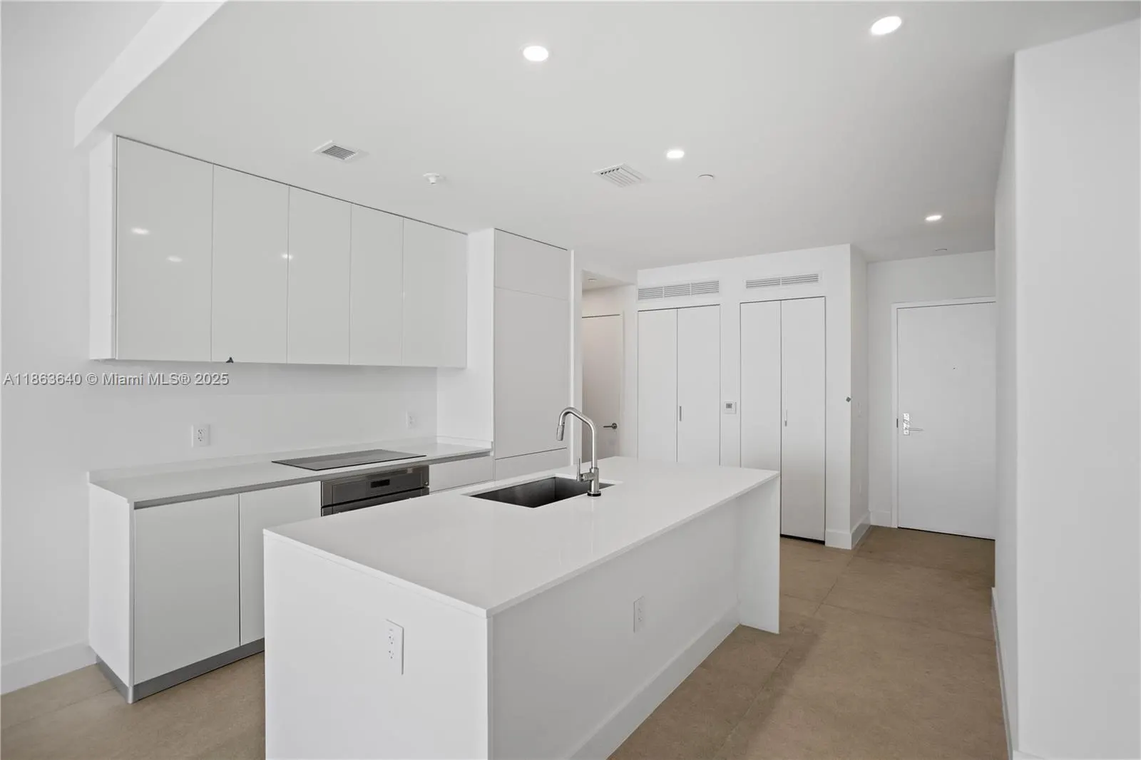 700 NE 24, #4806
