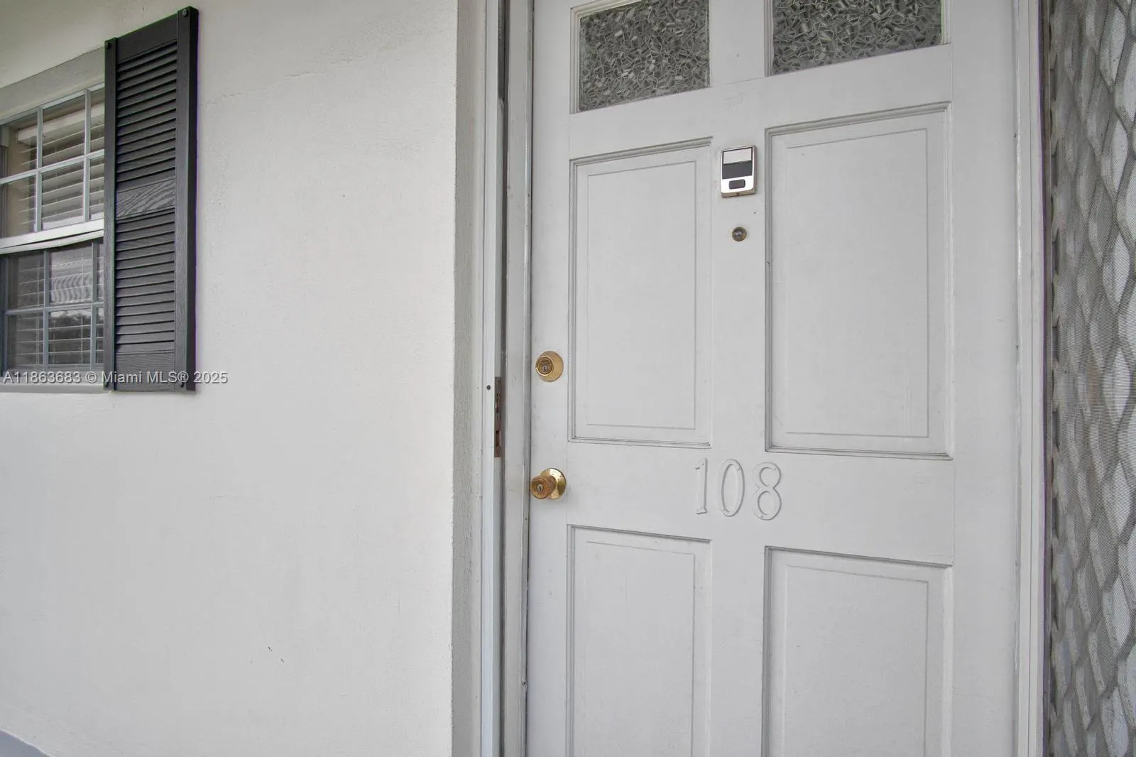 1900 Alamanda, #108