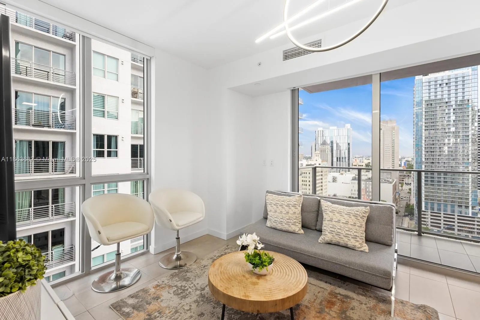 227 NE 2nd St, #2202