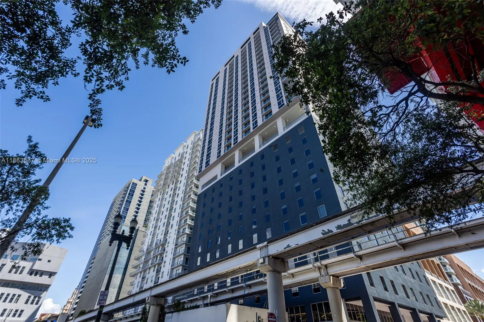 227 NE 2nd St, #2202