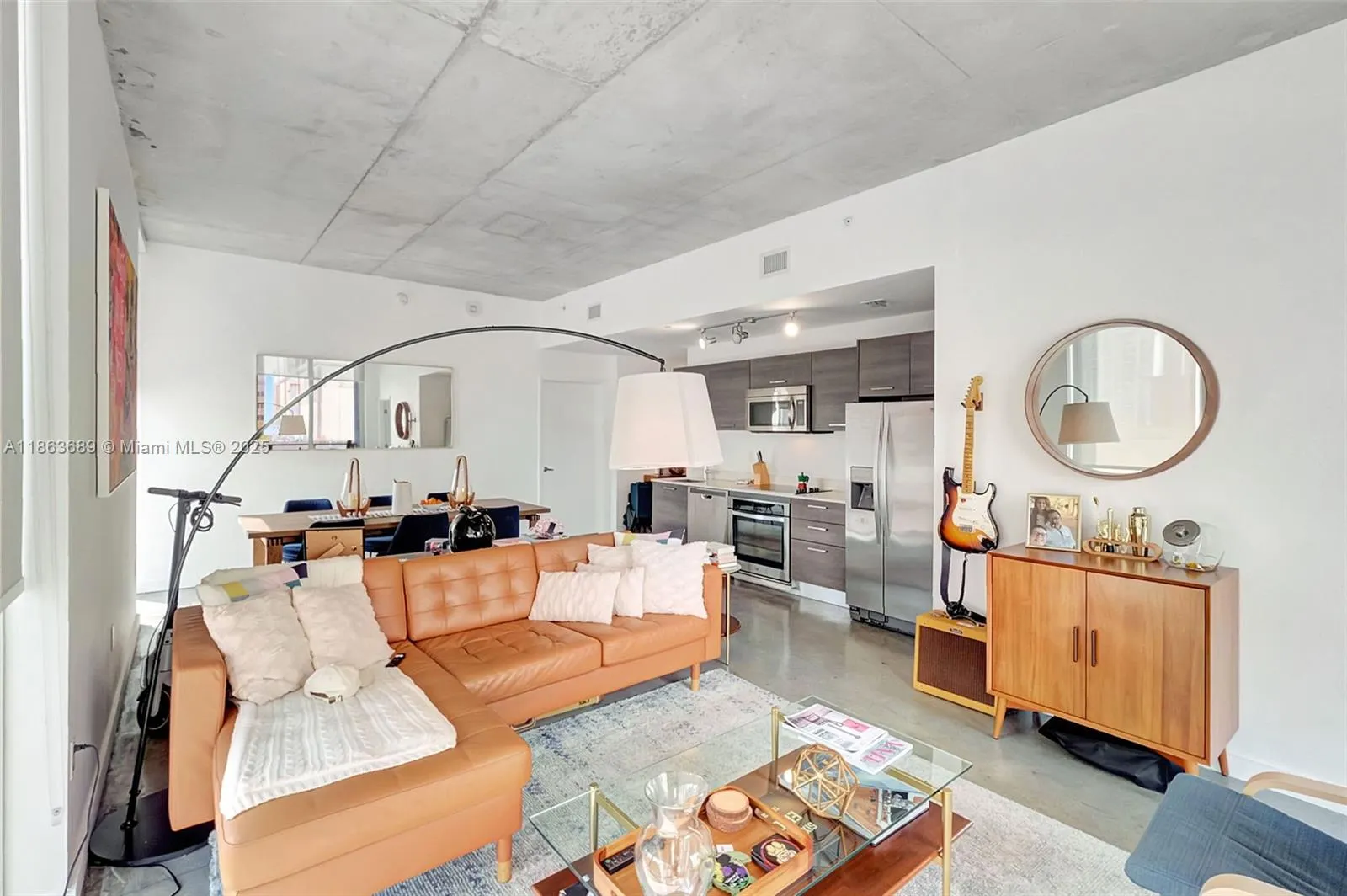 151 SE 1st St, #1601