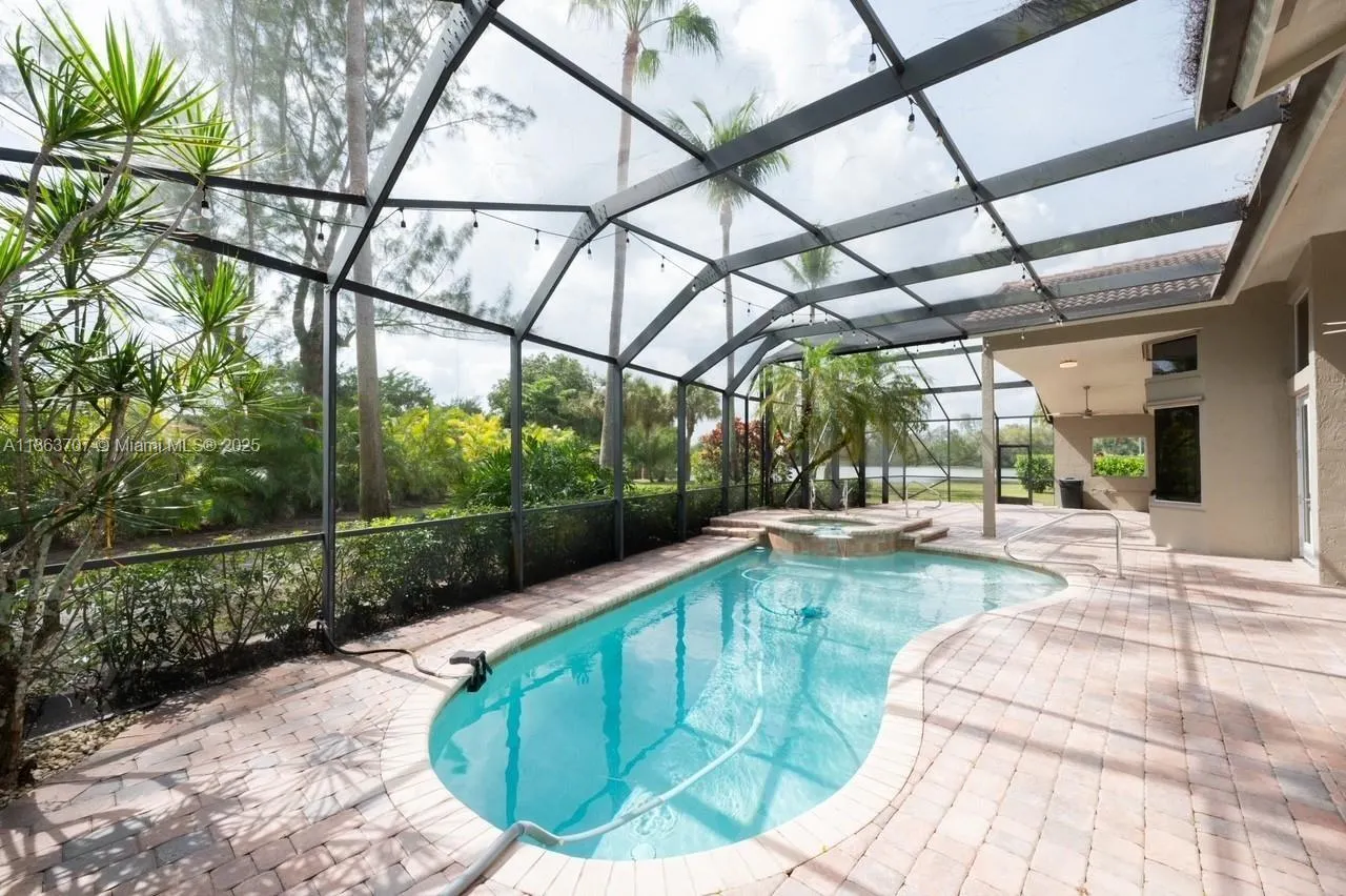 17969 Fairoaks Way, #NA