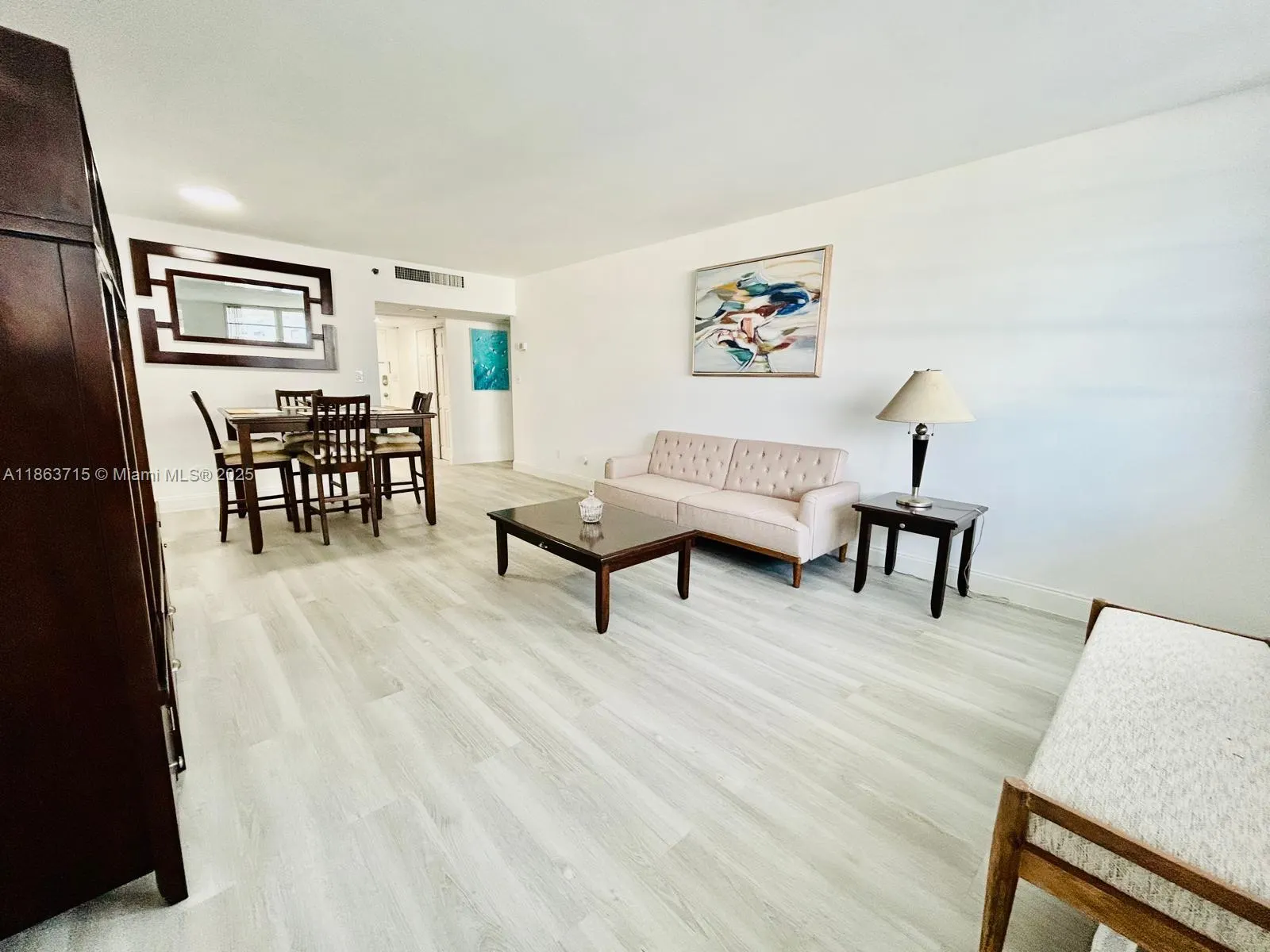 100 Lincoln Rd, #535