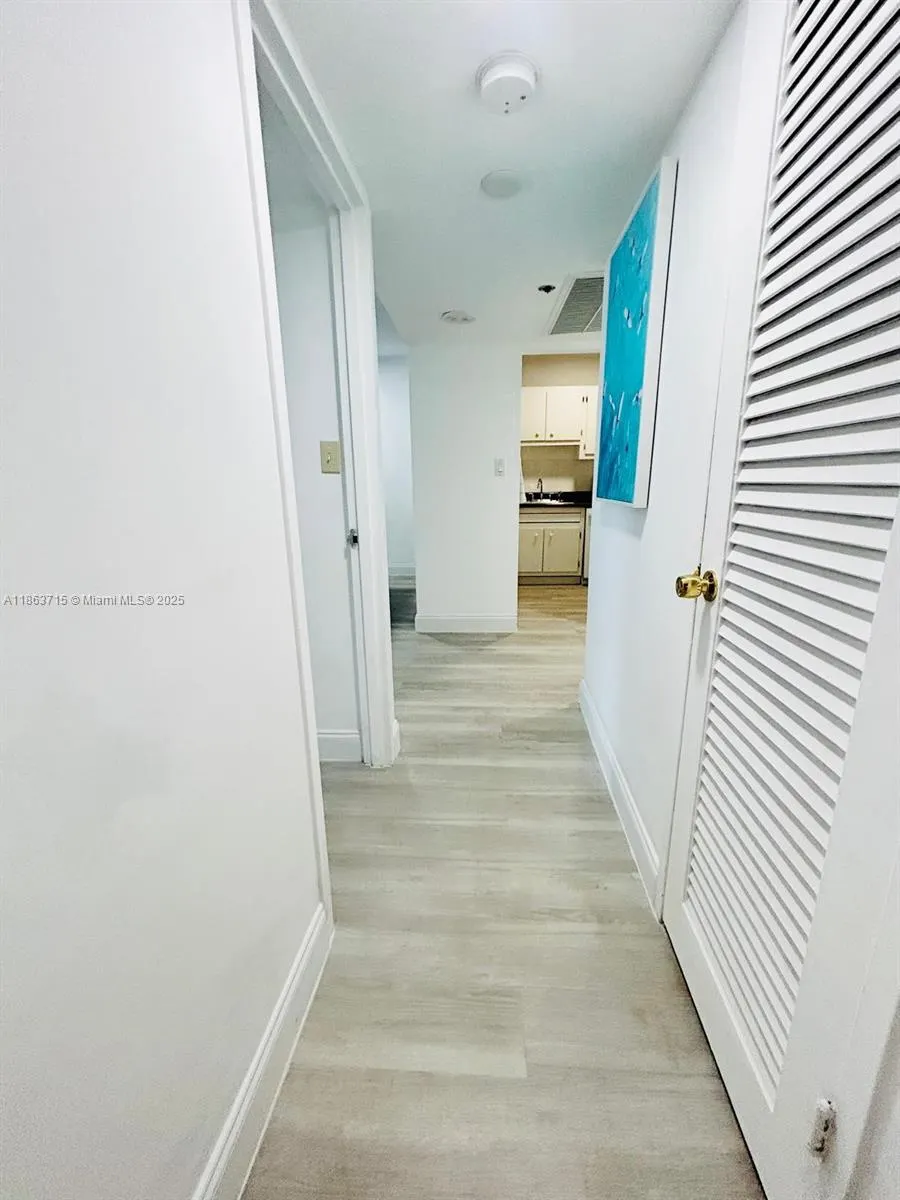 100 Lincoln Rd, #535