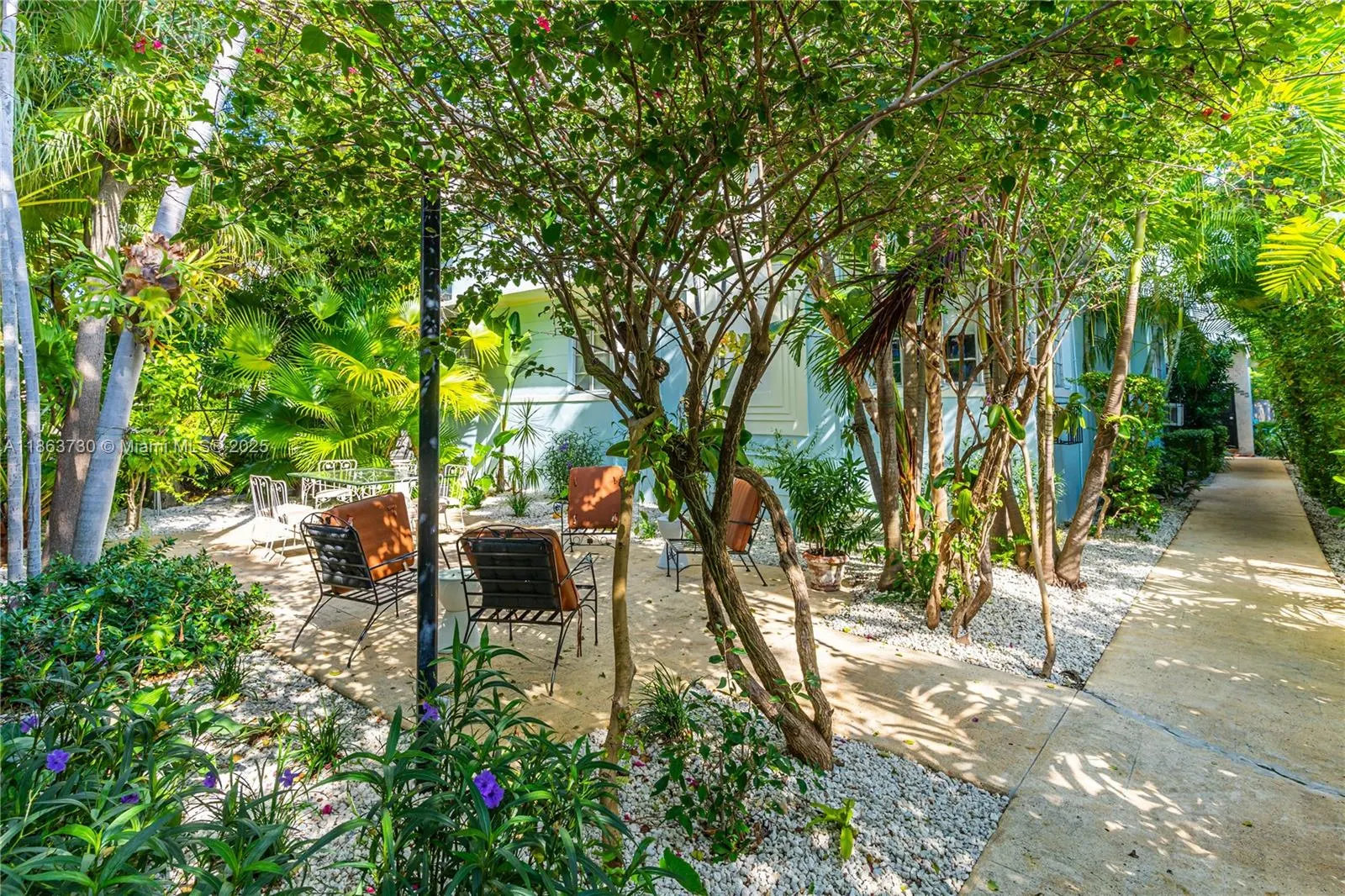 825 Jefferson Ave, #4