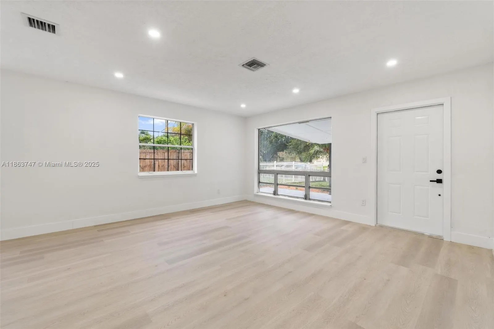 620 N 64th Ave