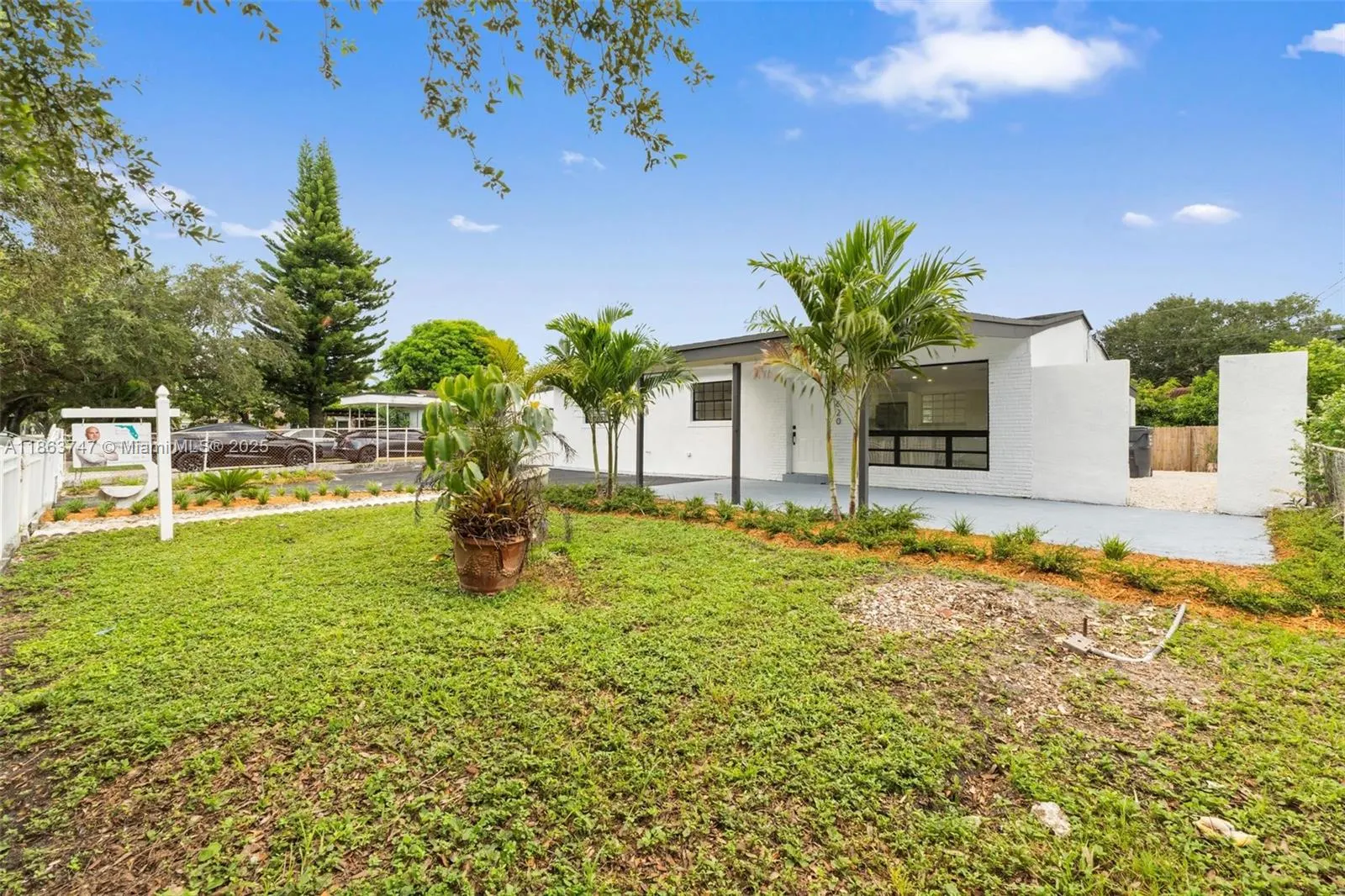 620 N 64th Ave