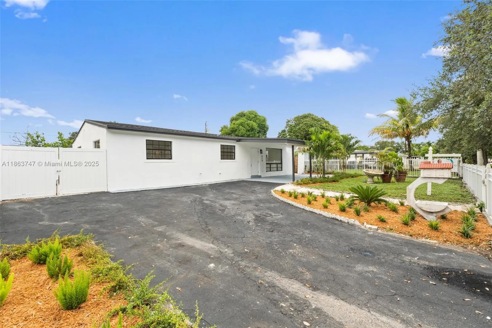620 N 64th Ave