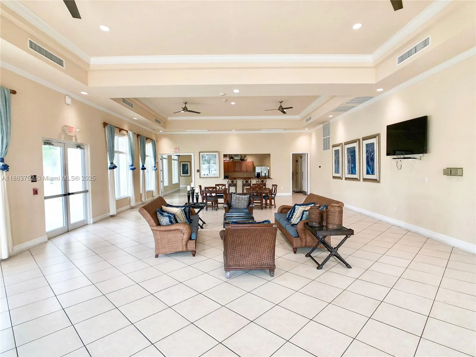 3090 SE 7th Ct