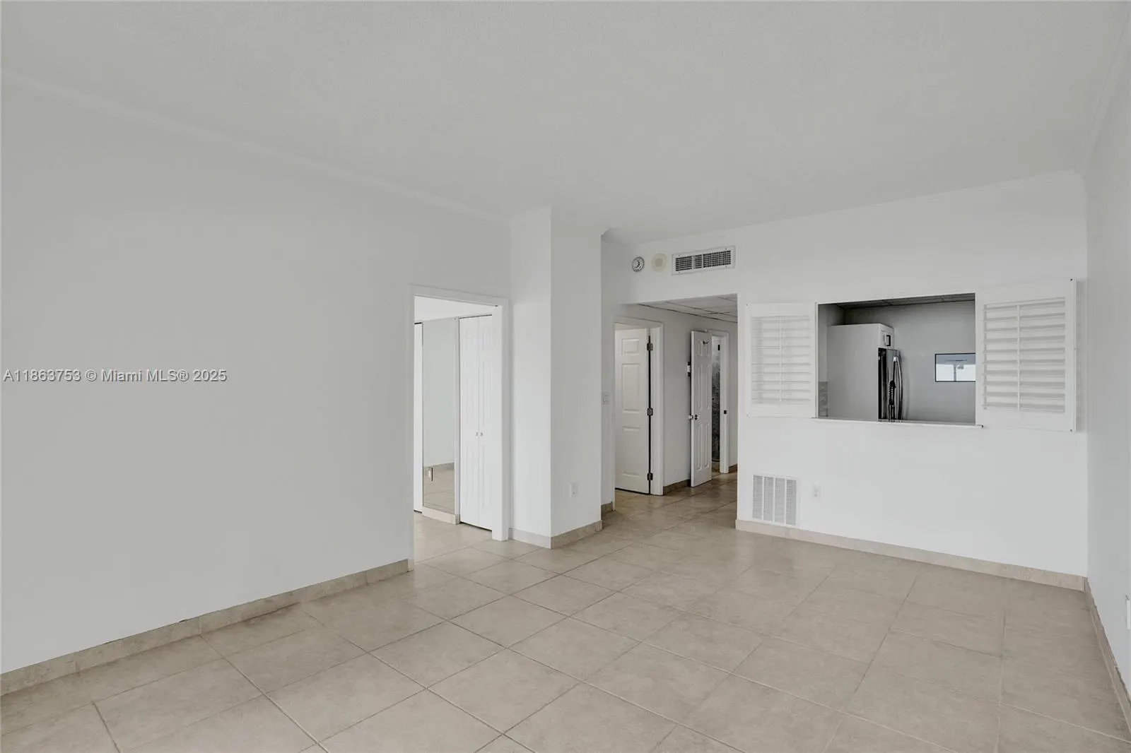 500 Bayview Dr, #118