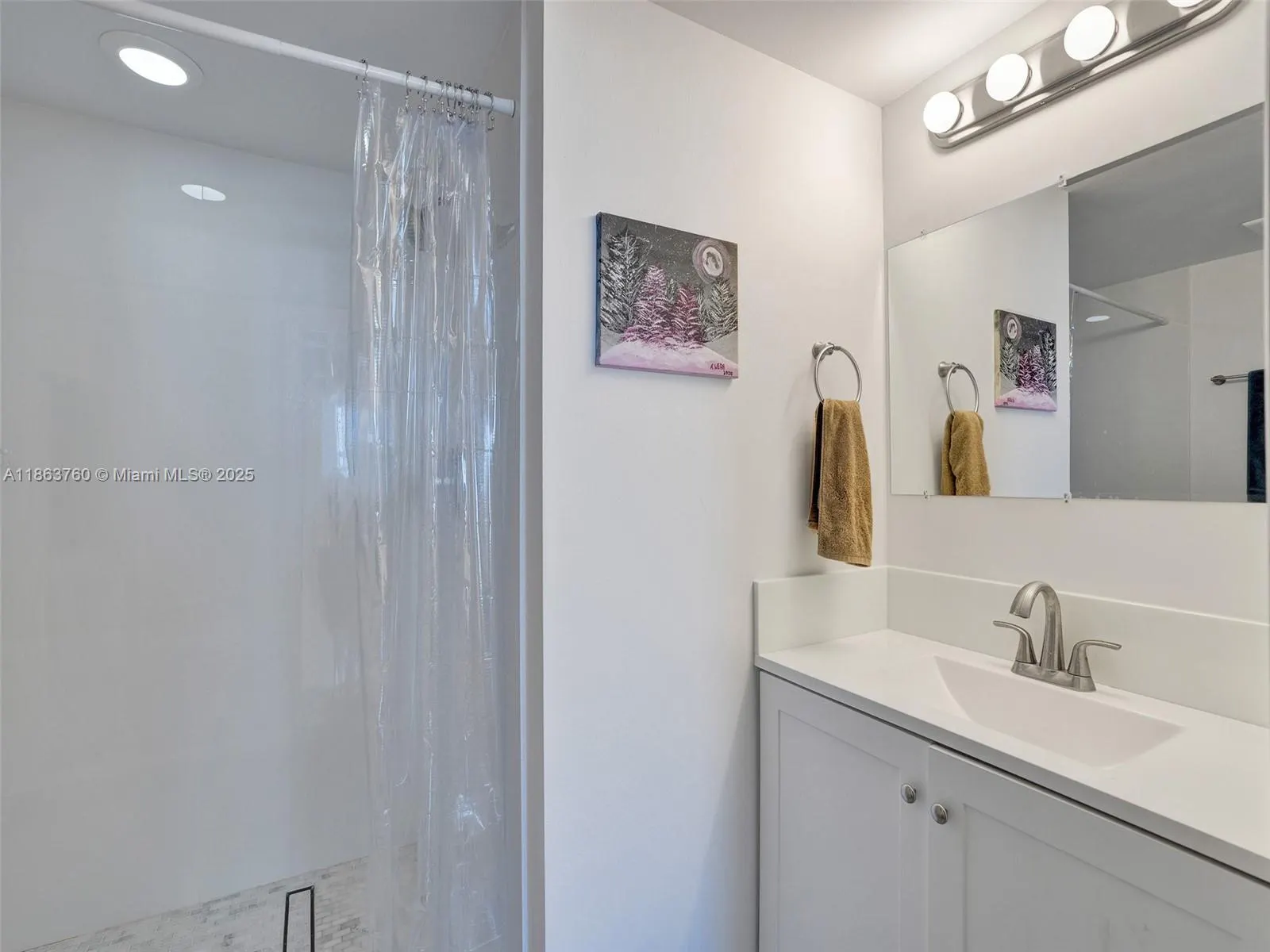 1155 Brickell Bay Dr, #3203