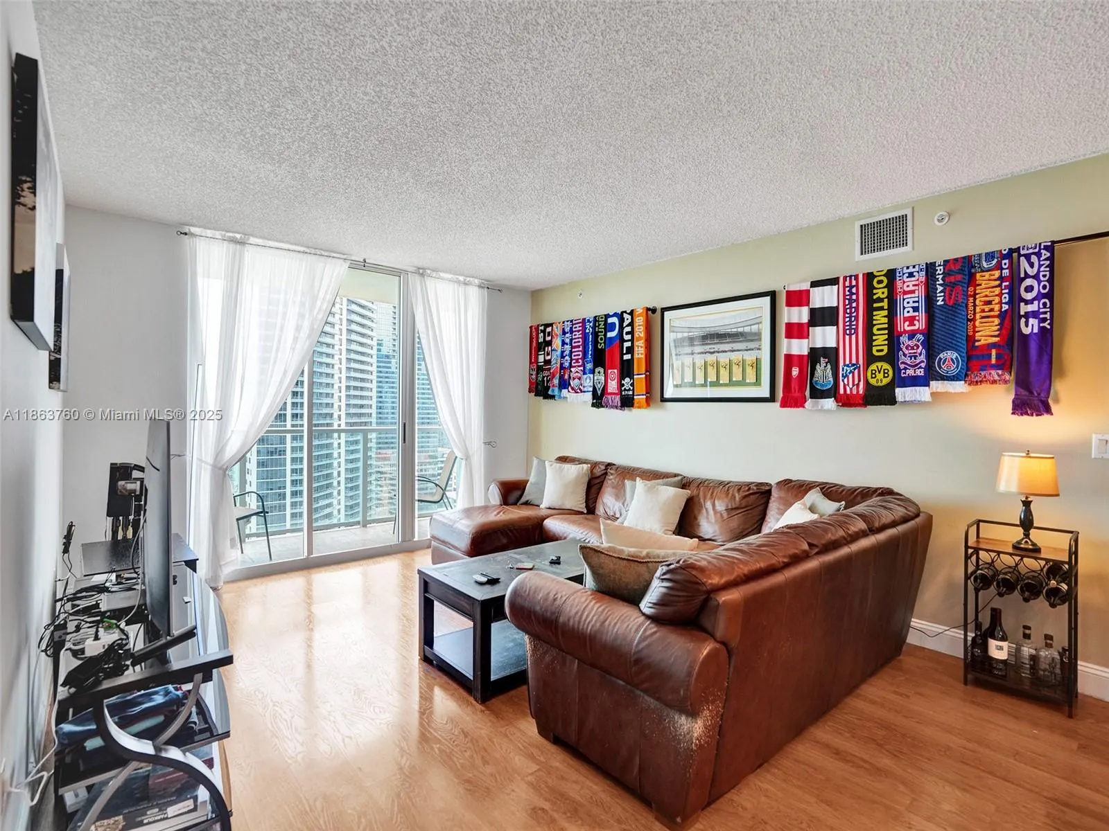 1155 Brickell Bay Dr, #3203