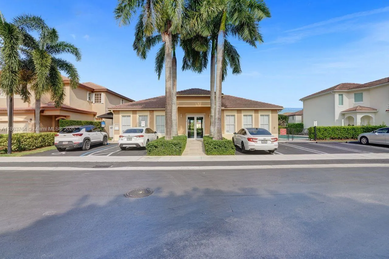 4417 NW 113th Pl, #4417