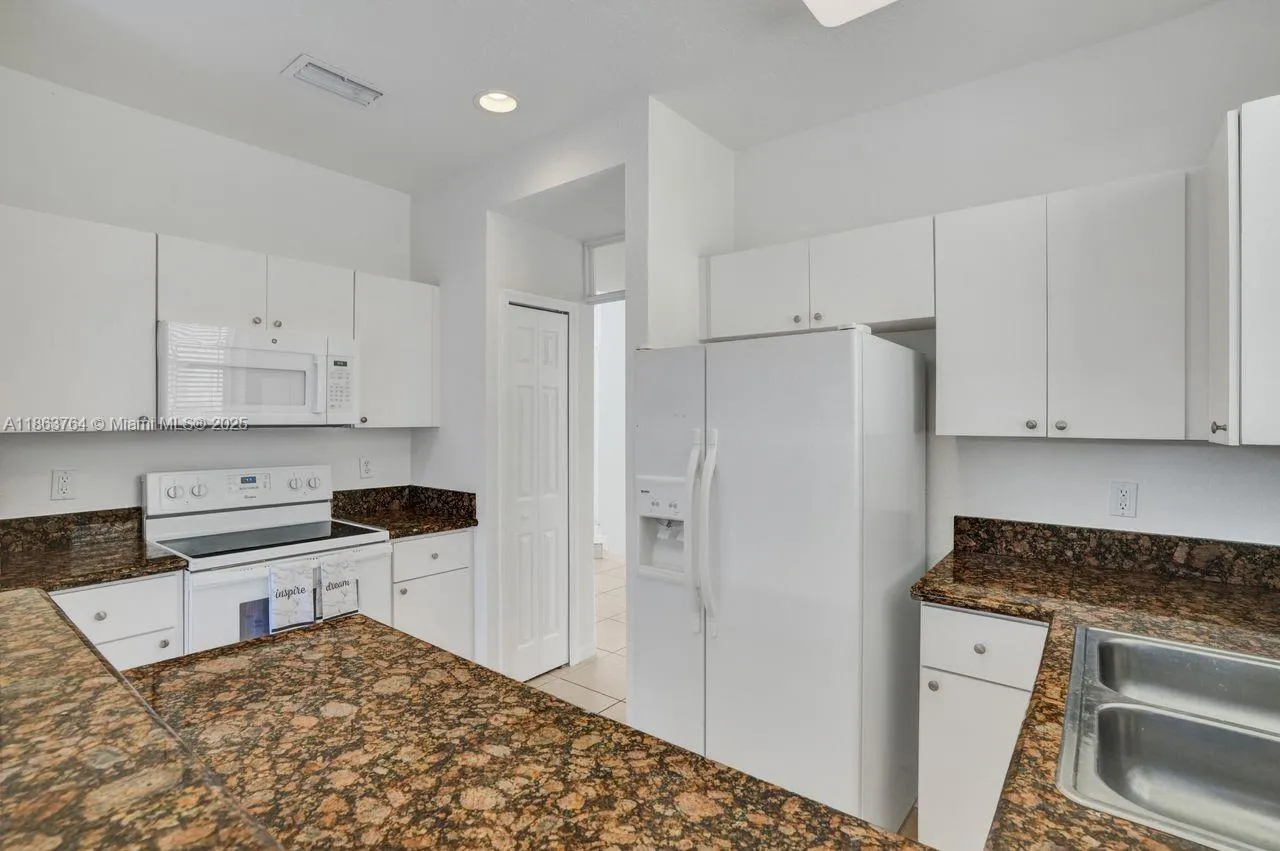 4417 NW 113th Pl, #4417