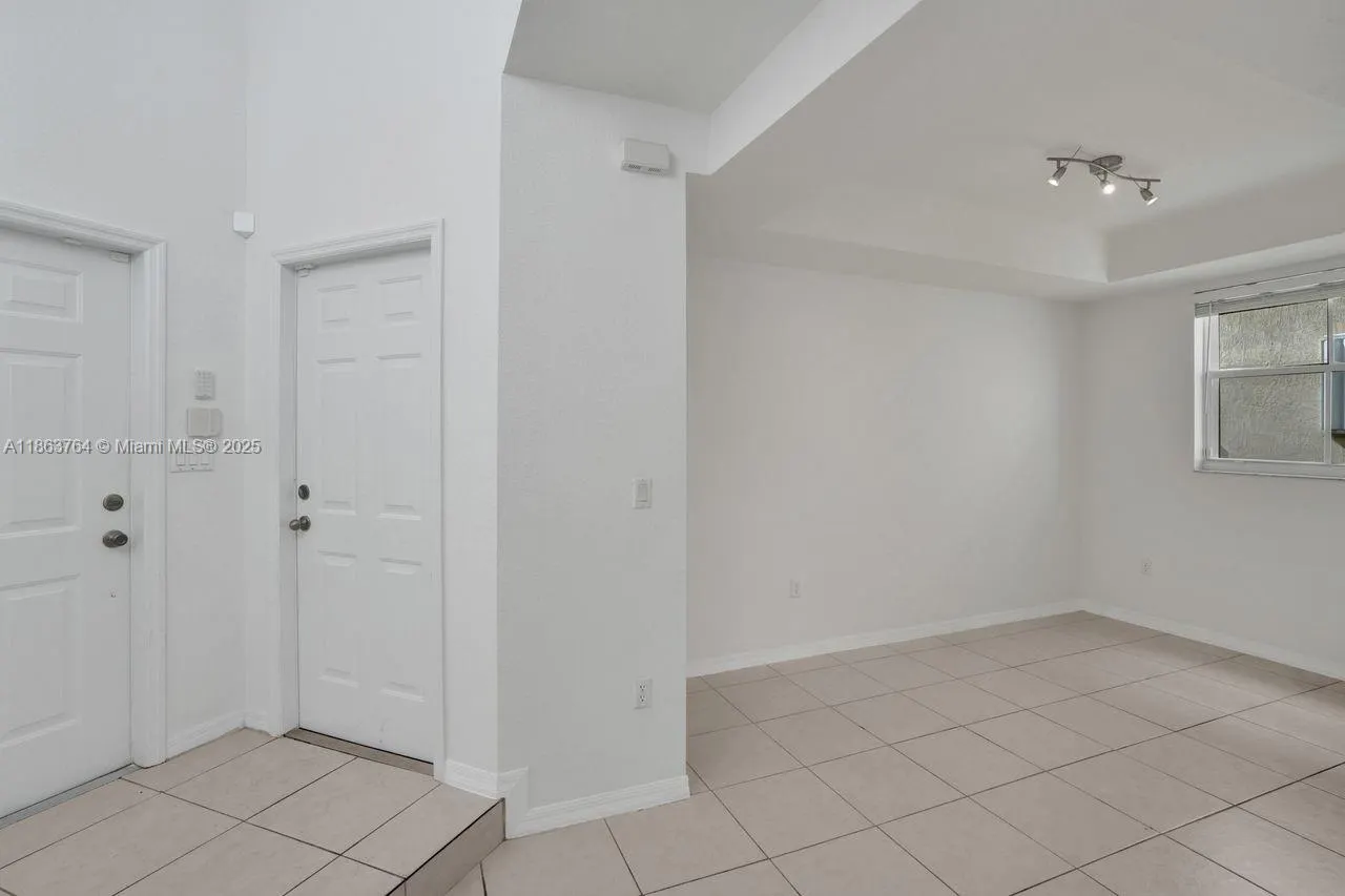 4417 NW 113th Pl, #4417