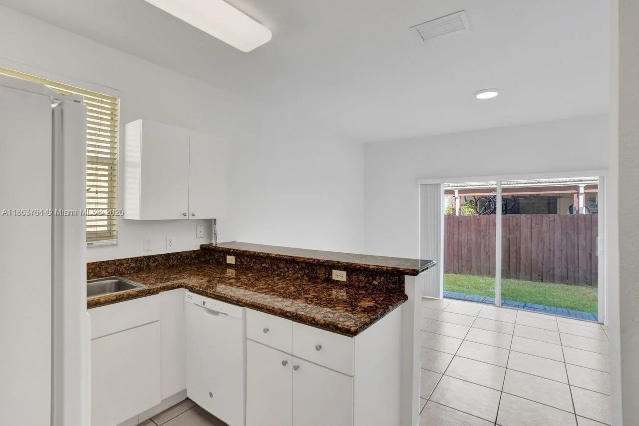 4417 NW 113th Pl, #4417
