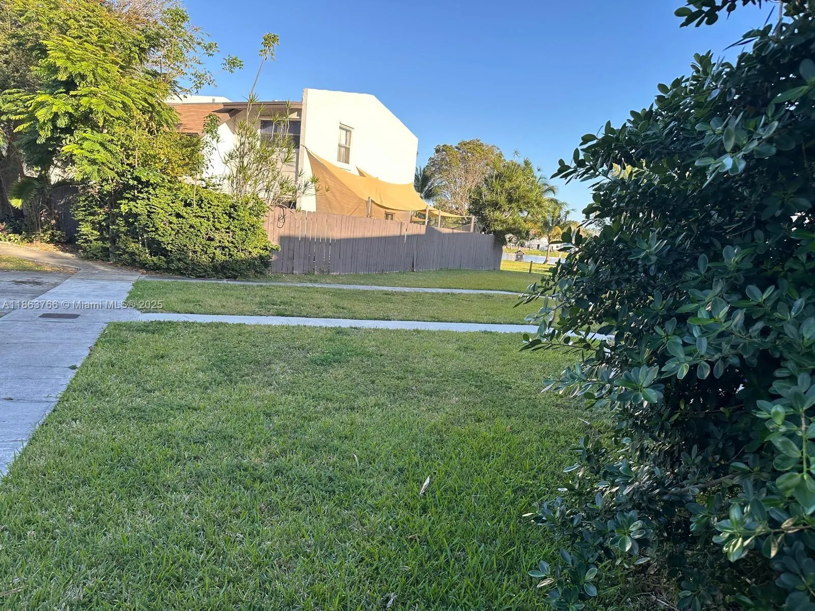 11208 SW 67th Ter