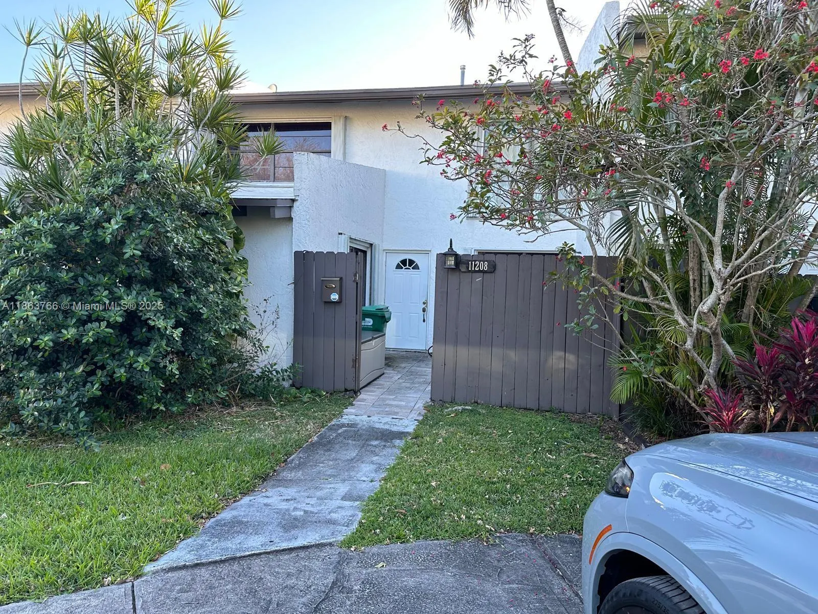 11208 SW 67th Ter