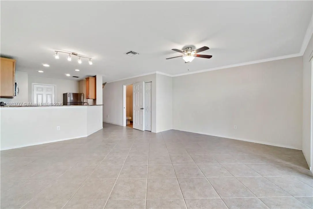 5905 Abbey Rd