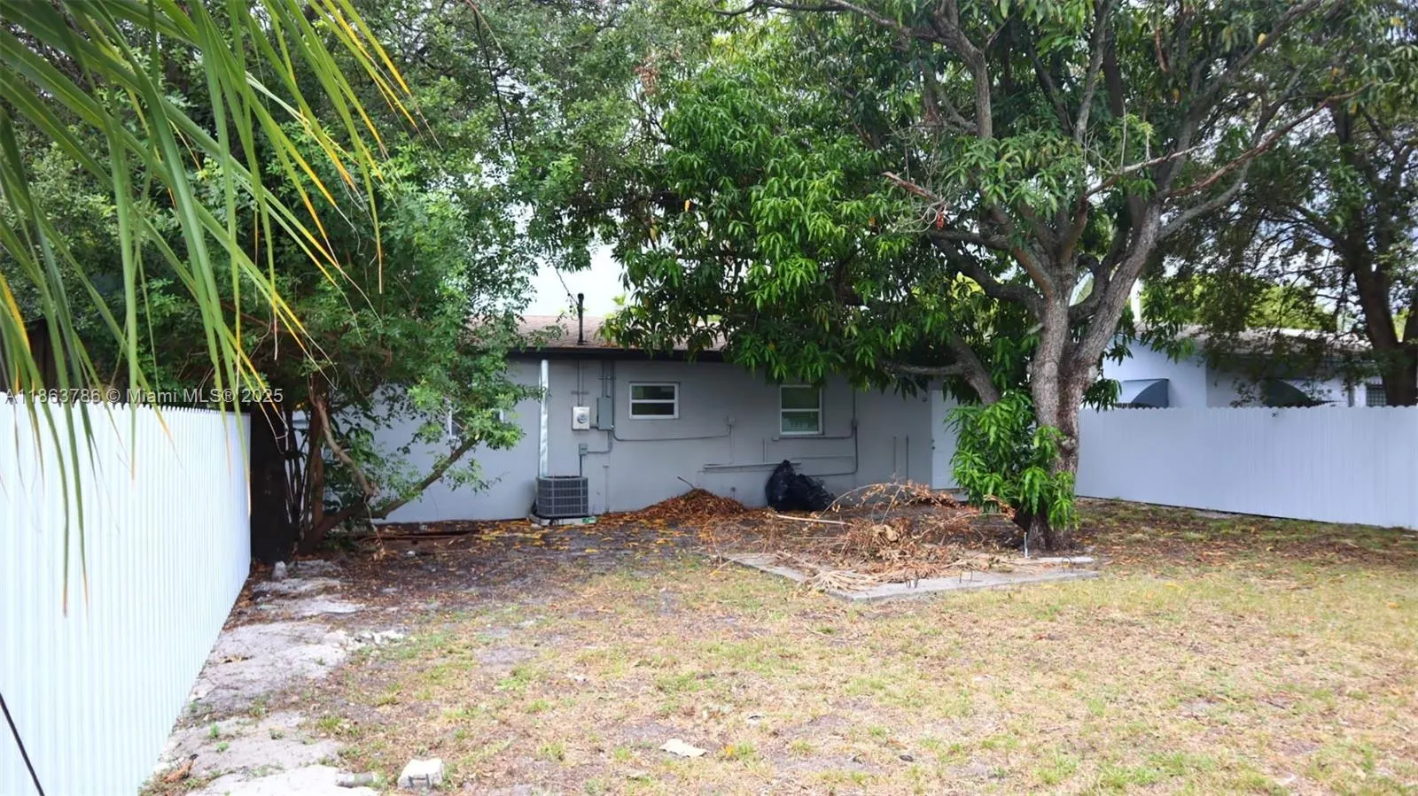 2503 NW 9th St