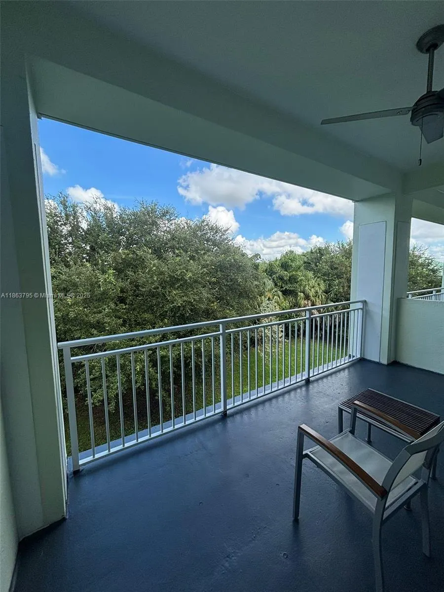 5300 NW 87th Ave, #913