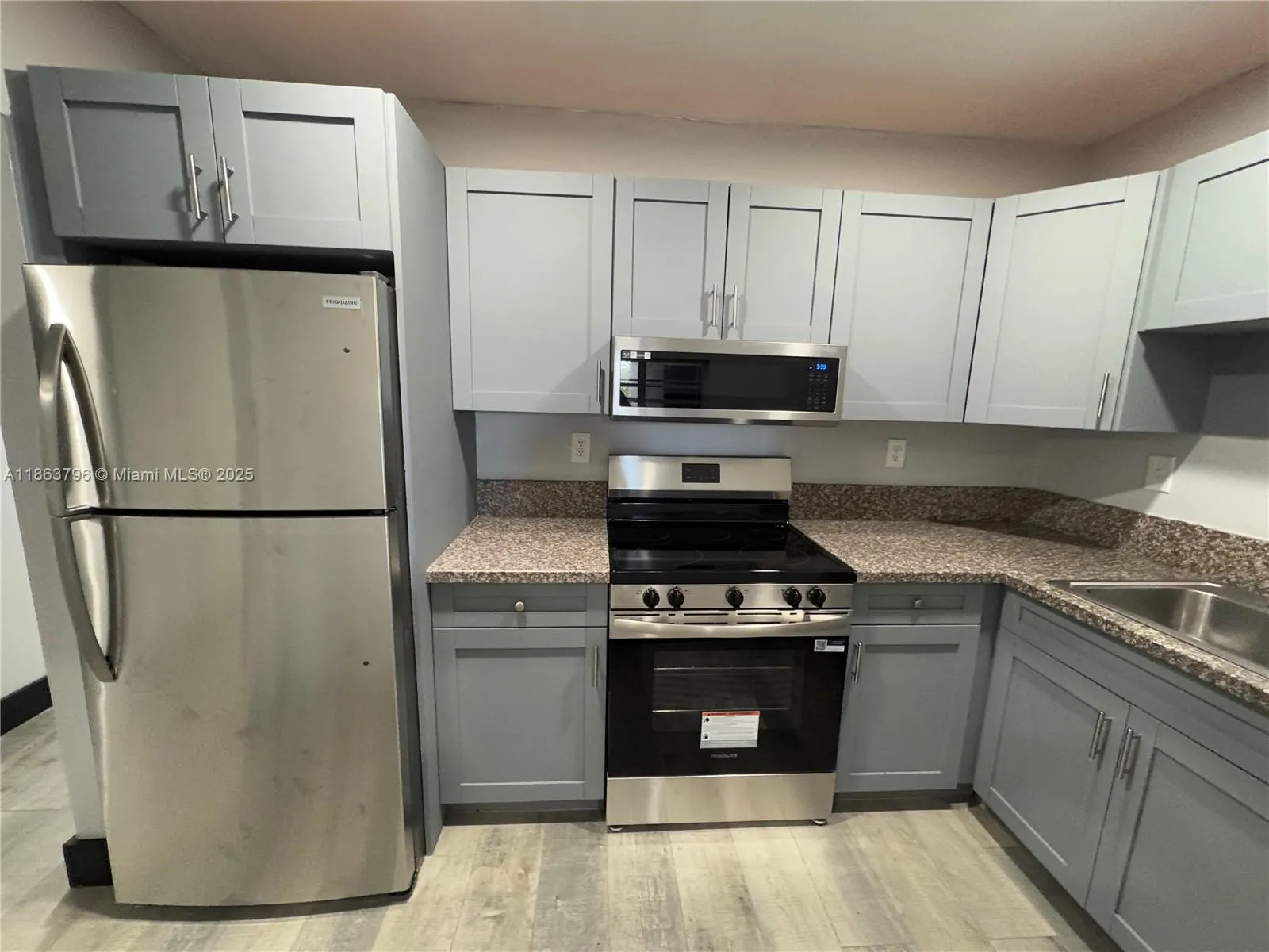 3300 S Dixie Hwy, #204