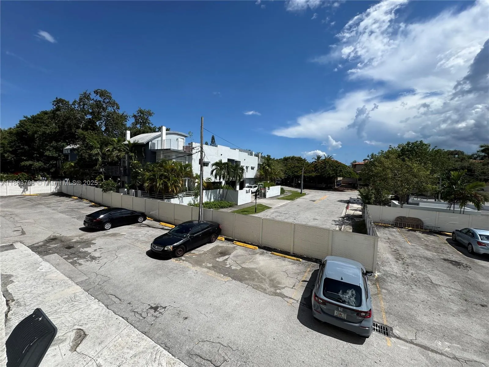 3300 S Dixie Hwy, #204