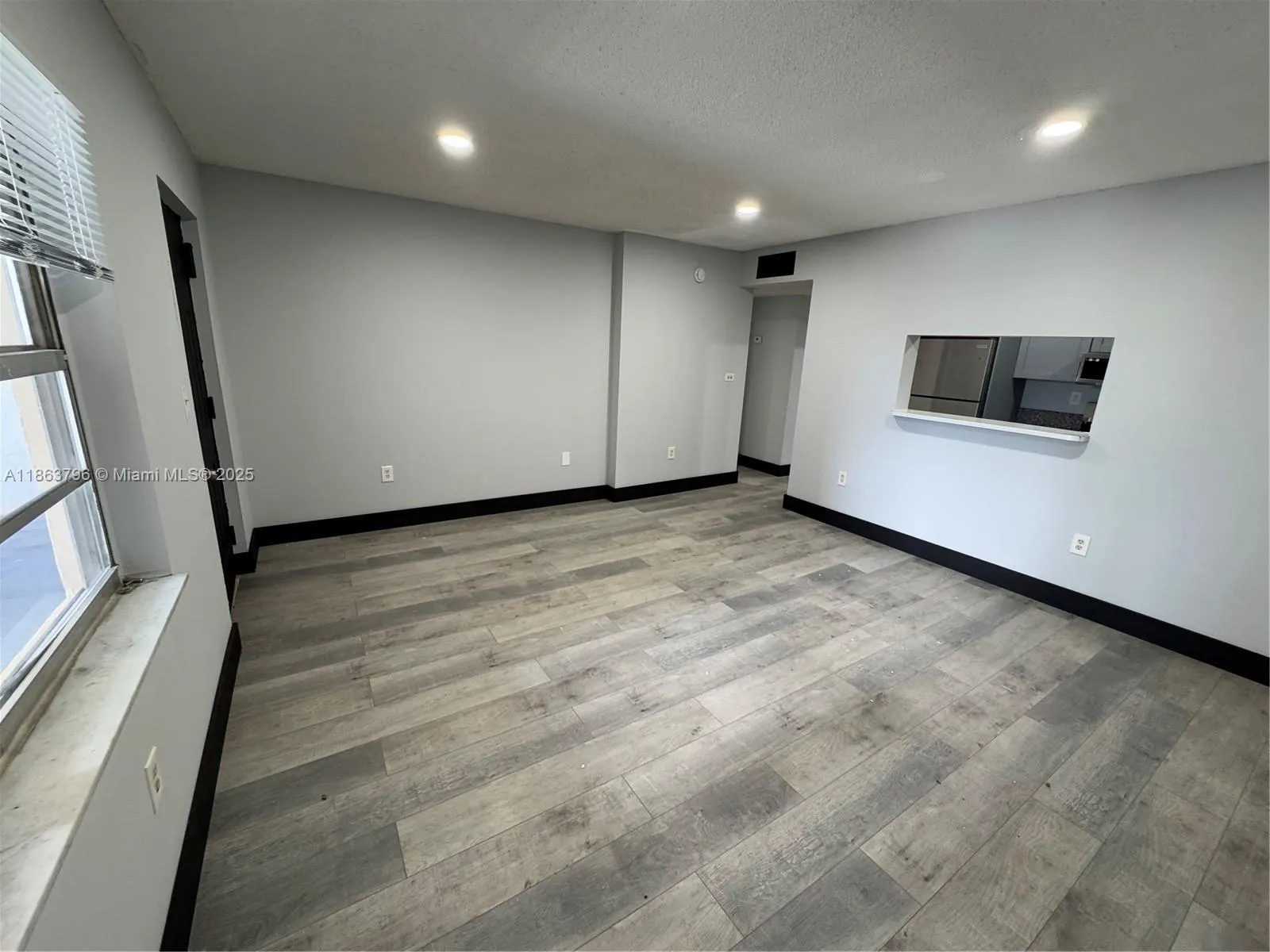 3300 S Dixie Hwy, #204