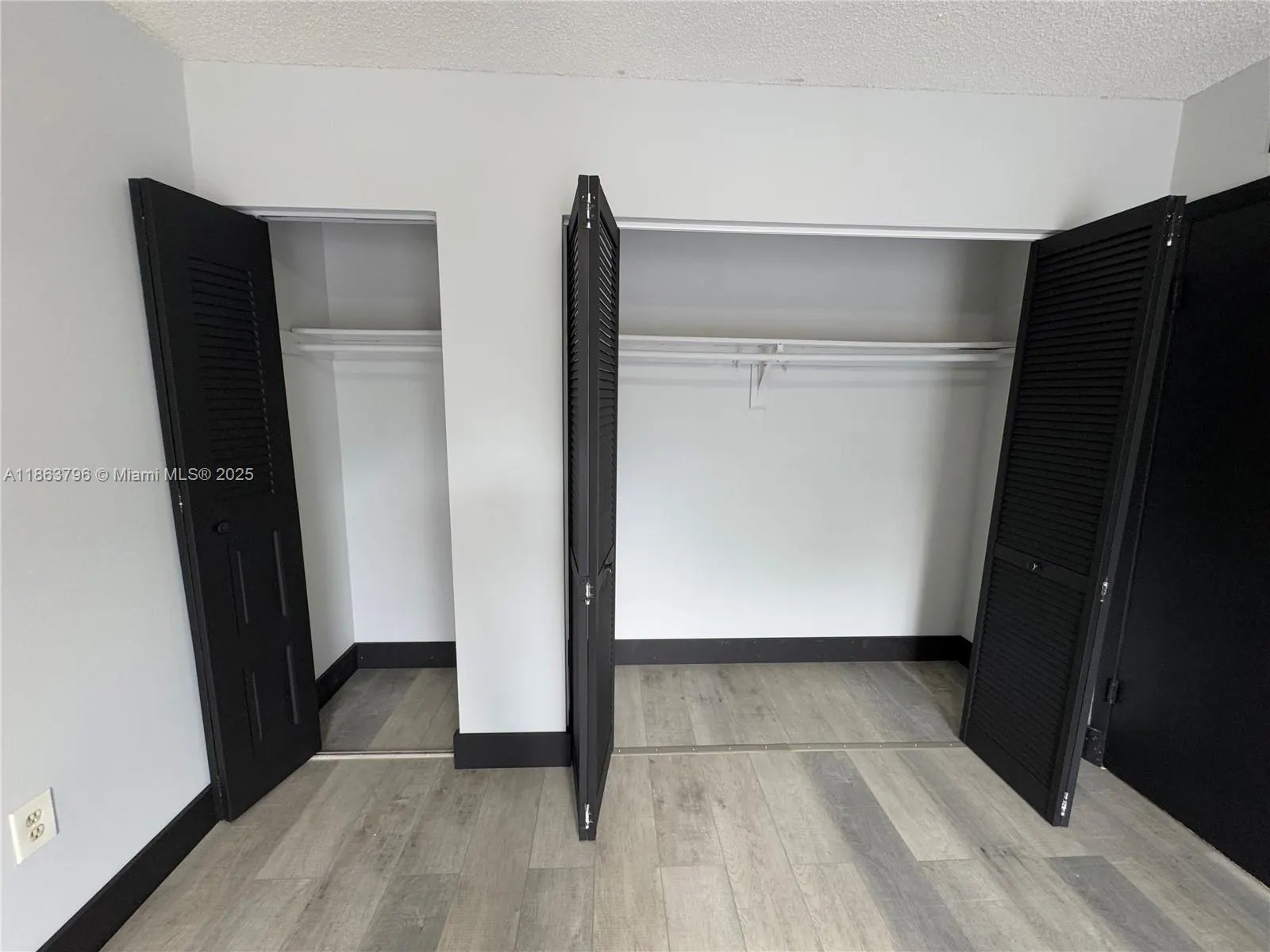3300 S Dixie Hwy, #204