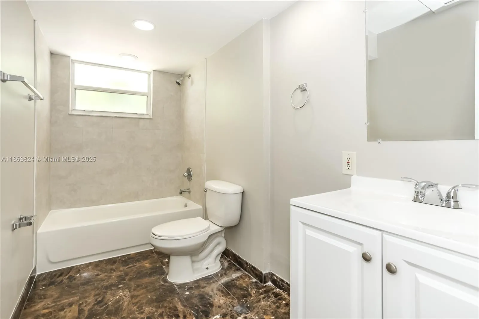 317 NW 49th St