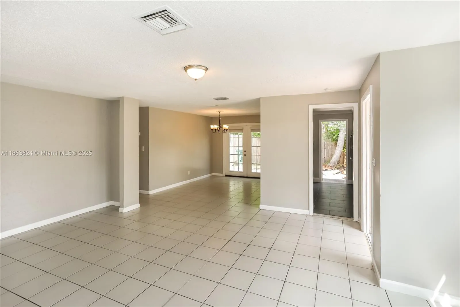 317 NW 49th St