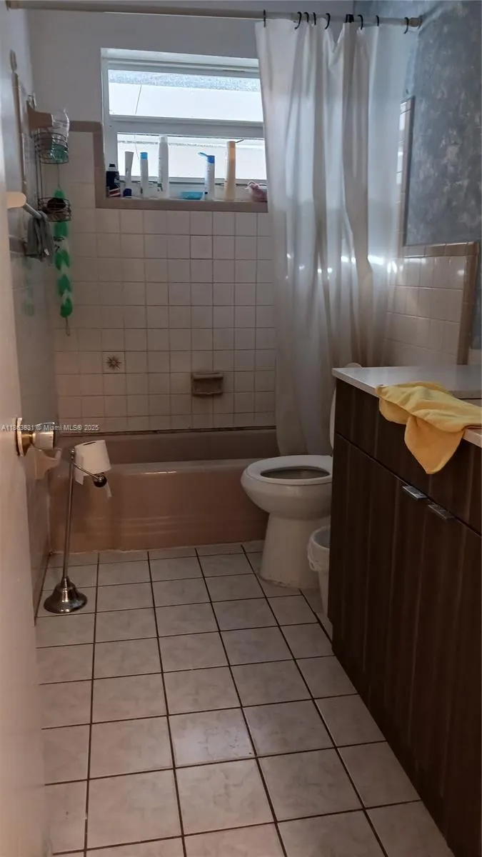 4100 SW 18th Ct
