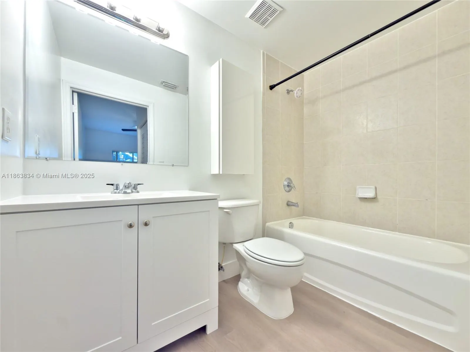 7200 NW 114th Ave, #204
