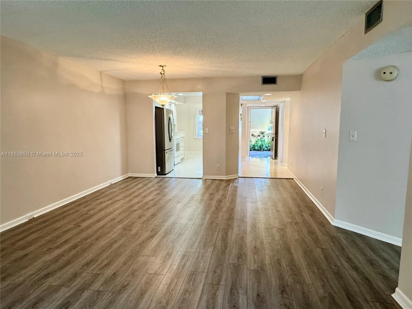1601 Abaco Dr, #B1