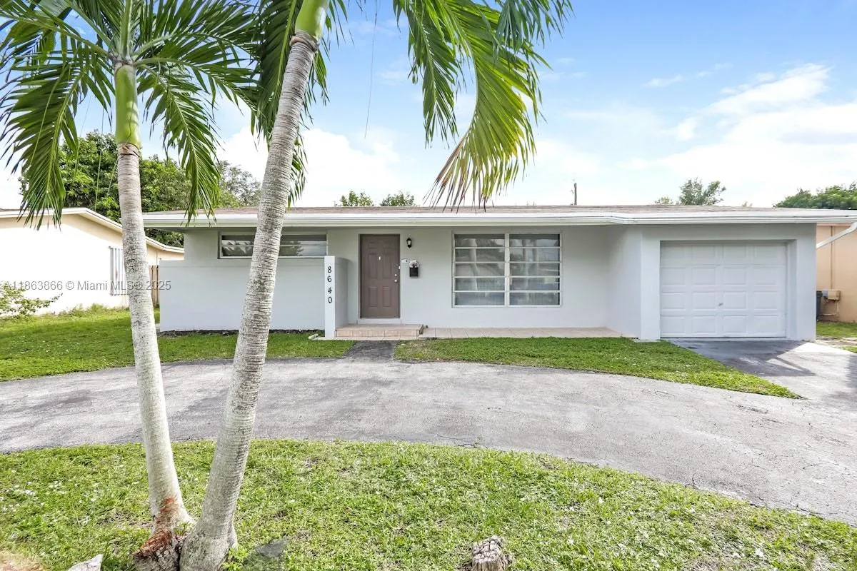 8640 NW 25th St