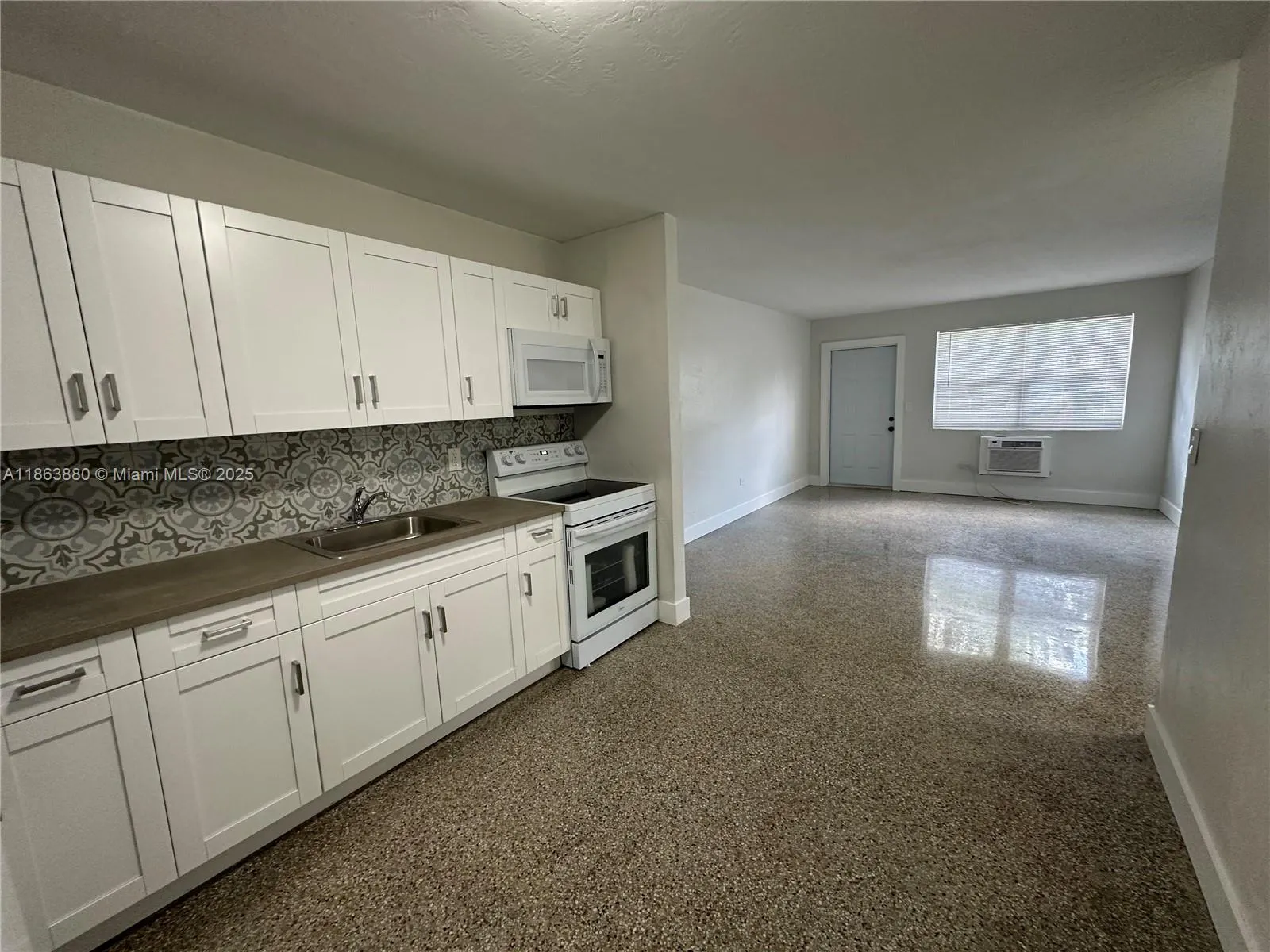 377 NW 4th St, #377